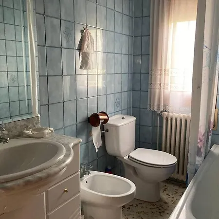 Fuendejalon Apartment